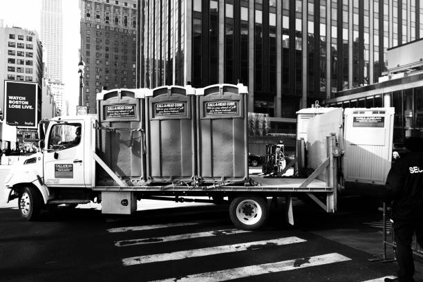 Porta potty delivery and setup in El Reno, OK